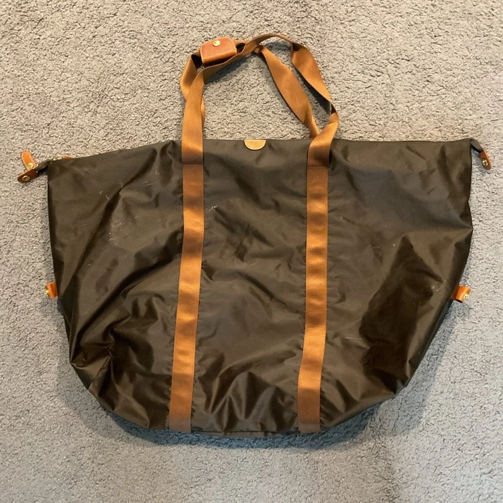 Bric’s Vintage Extra-Large Brown Duffle Travel Overnight Bag Carry-On Luggage